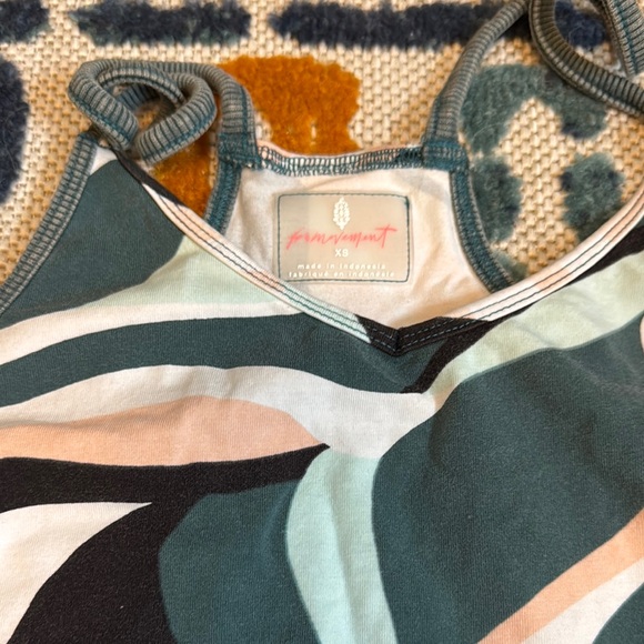 Abstract Patterned Jumpsuit - Picture 2 of 3